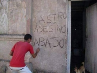 Castro Asesíno Abajo