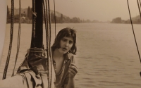 Ilja Stern na lodi, 1975