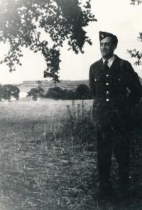 Uncle Florián Jahoda, at the RAF service