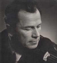 His grandfather Jan Kabzan, a member of the Slovak State